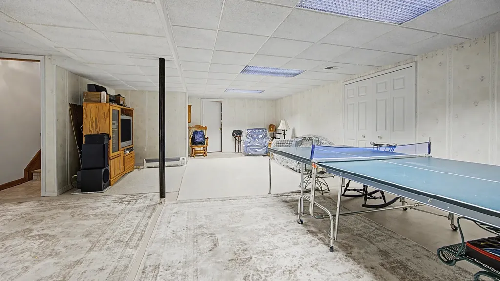 53240 Hillside Drive Shelby Charter Township MI 48316