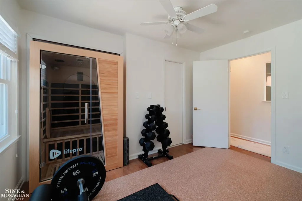 486 Bournemouth Road Grosse Pointe Farms City MI 48236