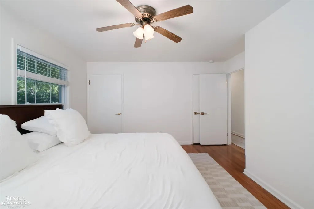 486 Bournemouth Road Grosse Pointe Farms City MI 48236