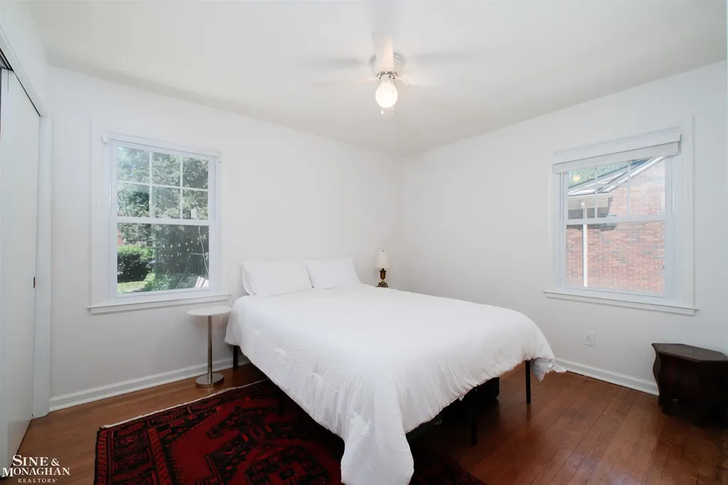 486 Bournemouth Road Grosse Pointe Farms City MI 48236