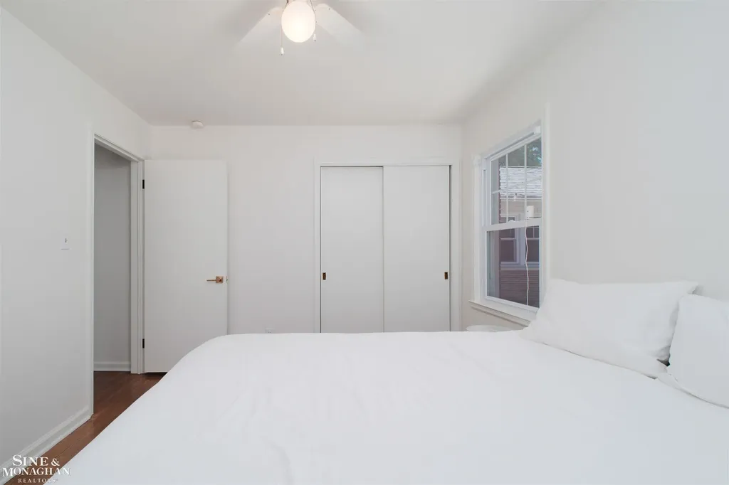 486 Bournemouth Road Grosse Pointe Farms City MI 48236