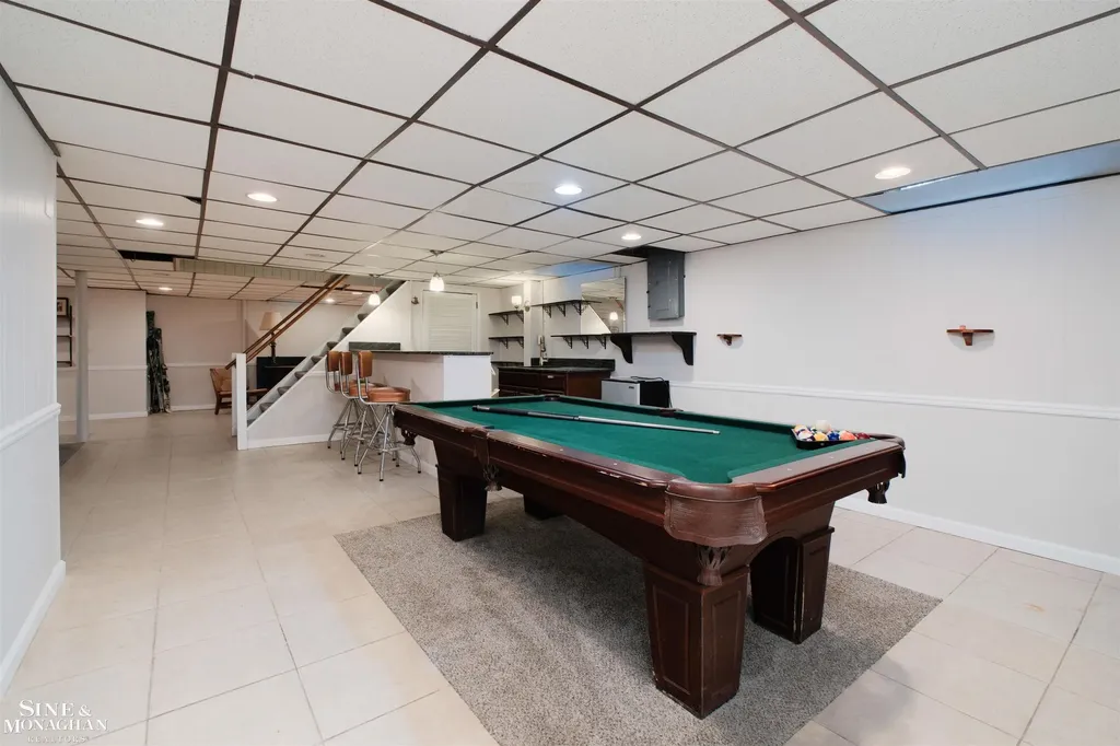 486 Bournemouth Road Grosse Pointe Farms City MI 48236