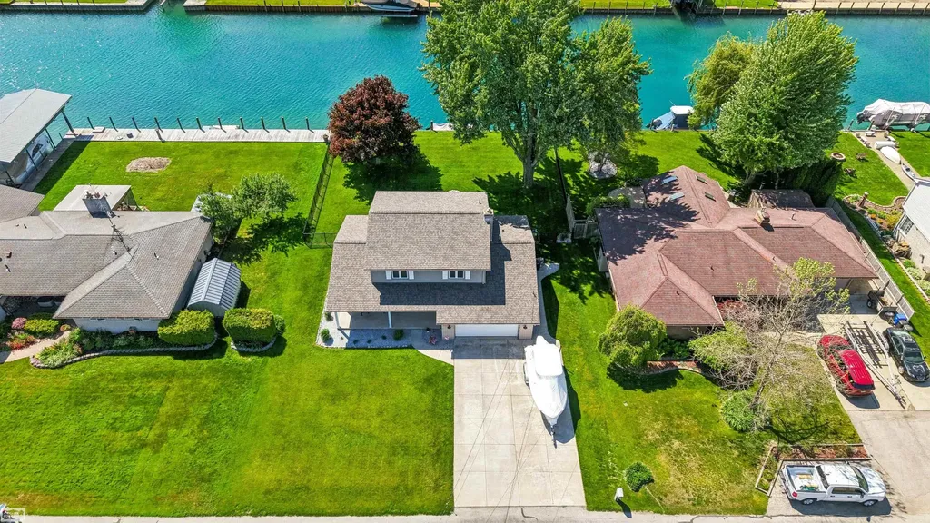 7253 Flamingo Road Clay Township MI 48001