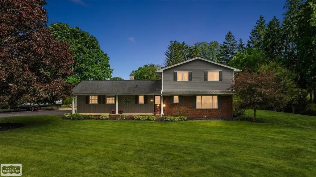 9780 Klais Road Independence Charter Township MI 48348