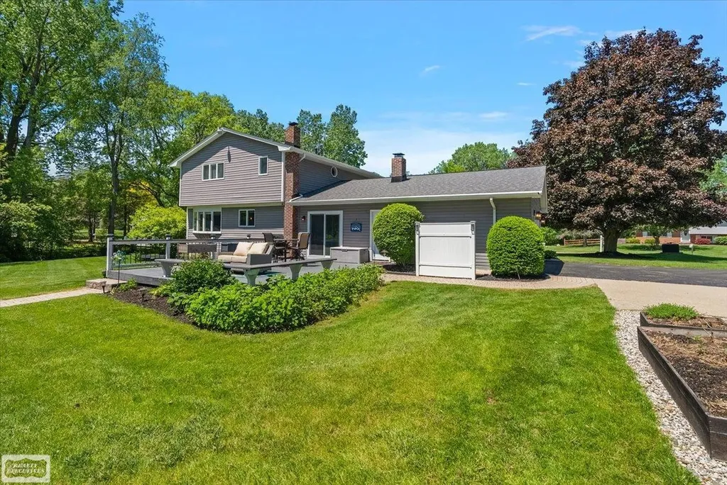 9780 Klais Road Independence Charter Township MI 48348