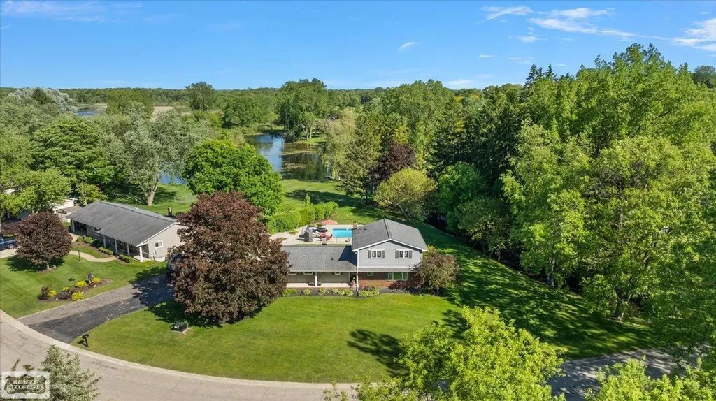 9780 Klais Road Independence Charter Township MI 48348