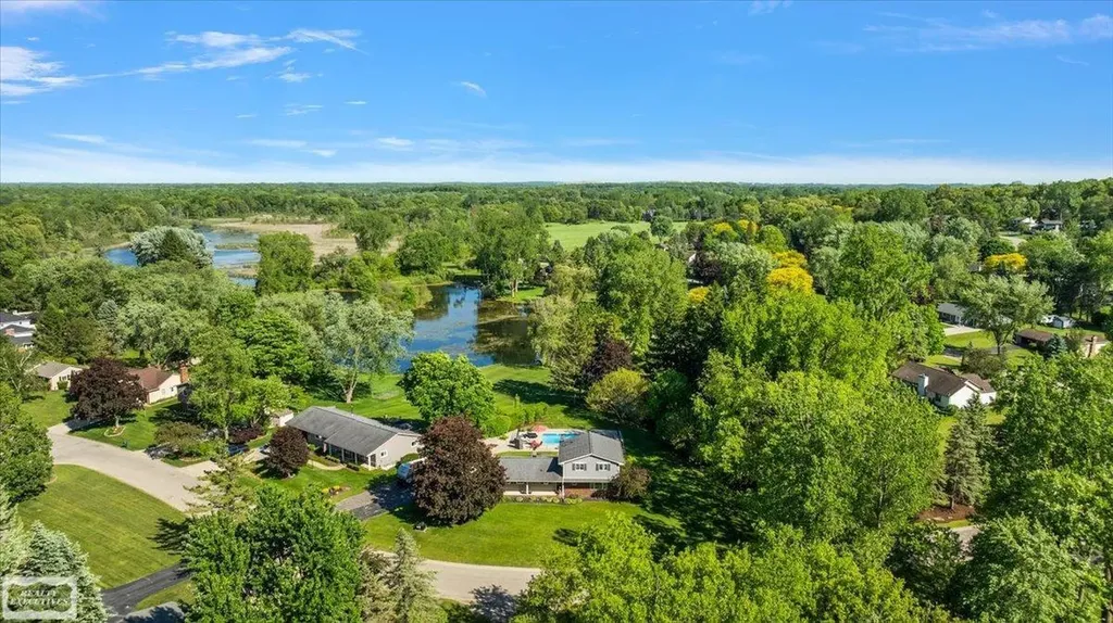 9780 Klais Road Independence Charter Township MI 48348