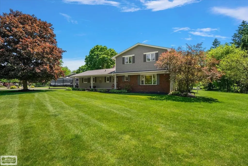 9780 Klais Road Independence Charter Township MI 48348