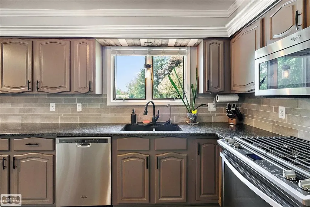 9780 Klais Road Independence Charter Township MI 48348