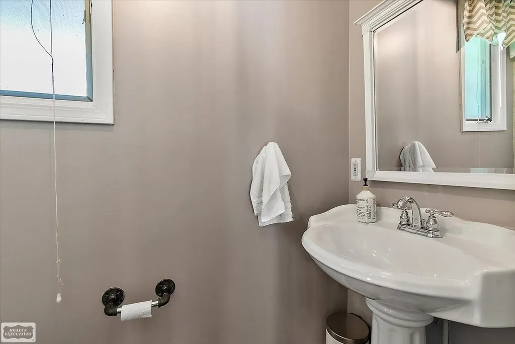 9780 Klais Road Independence Charter Township MI 48348