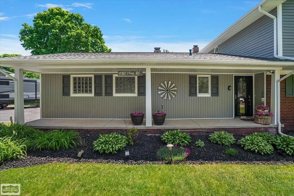 9780 Klais Road Independence Charter Township MI 48348