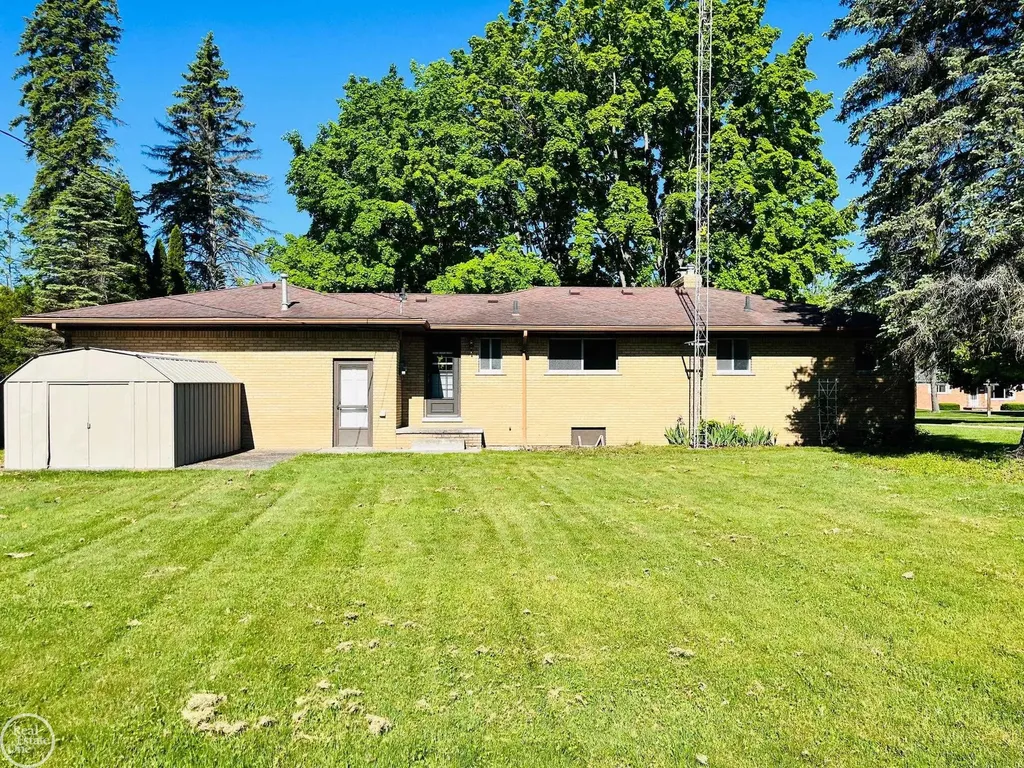 227 Connecticut Avenue Marysville City MI 48040