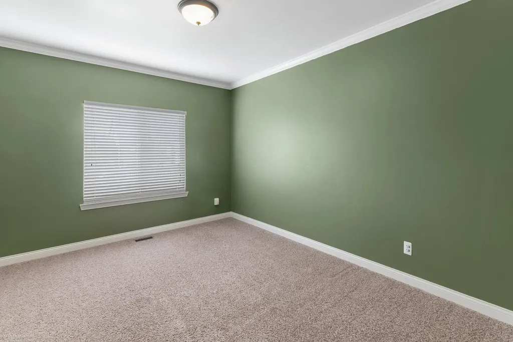 19462 Elkhound Road Macomb Township MI 48044