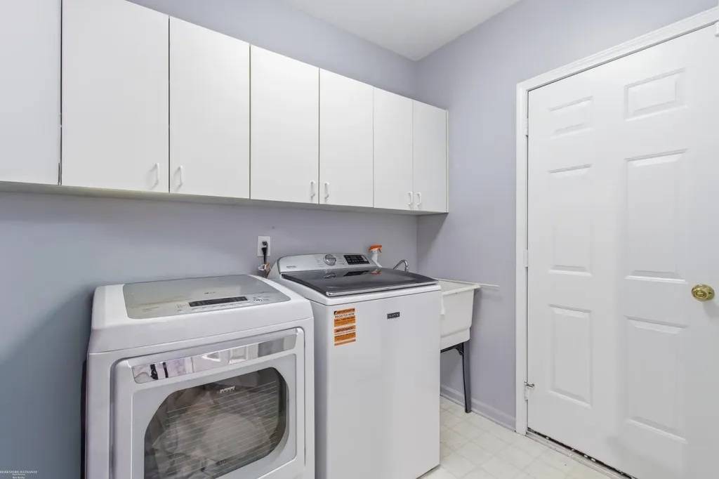 47153 W Mission Valley Drive Macomb Township MI 48042