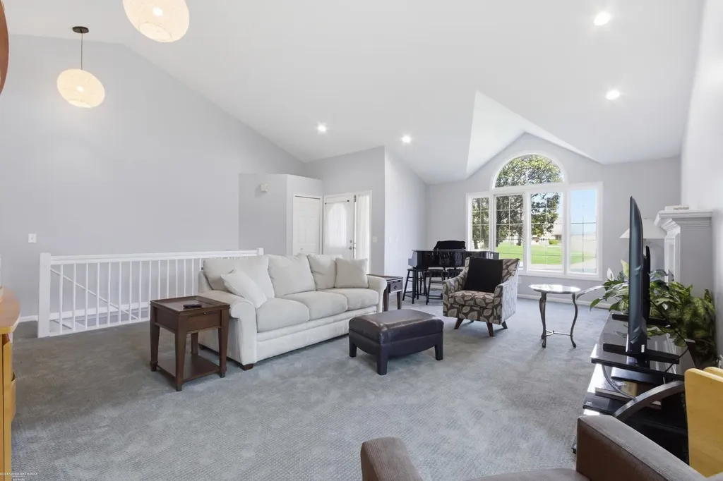 47153 W Mission Valley Drive Macomb Township MI 48042