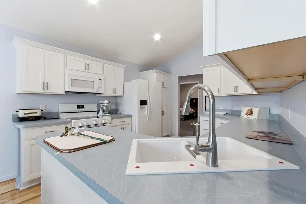 47153 W Mission Valley Drive Macomb Township MI 48042