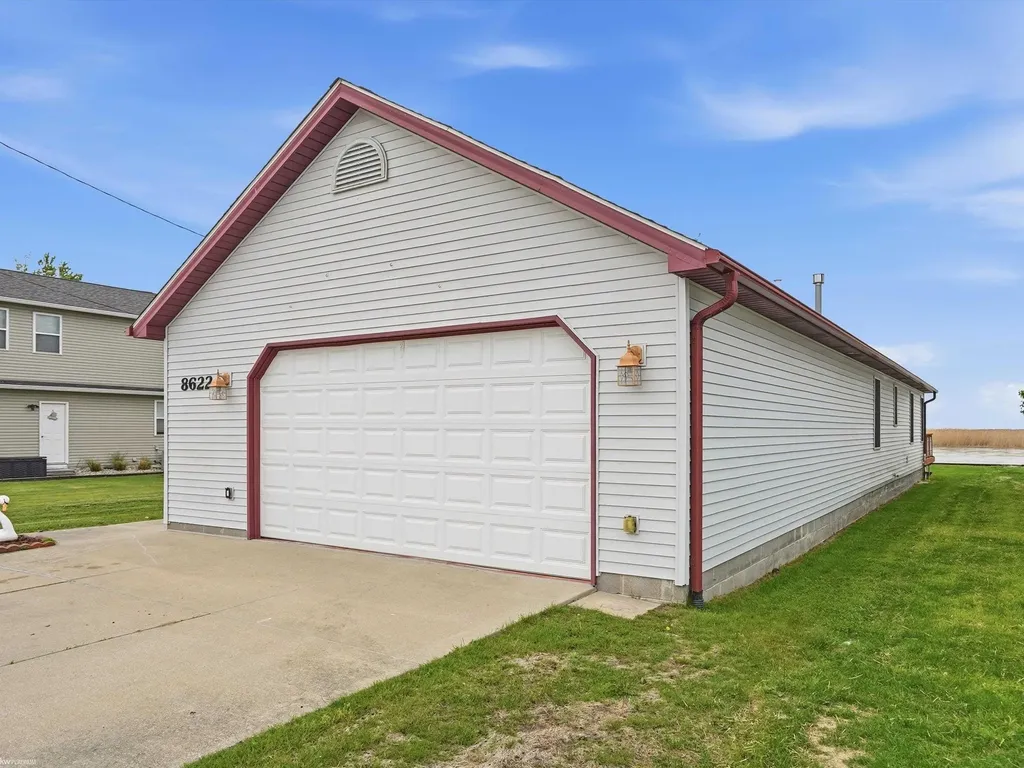 8622 Anchor Bay Drive Clay Township MI 48001