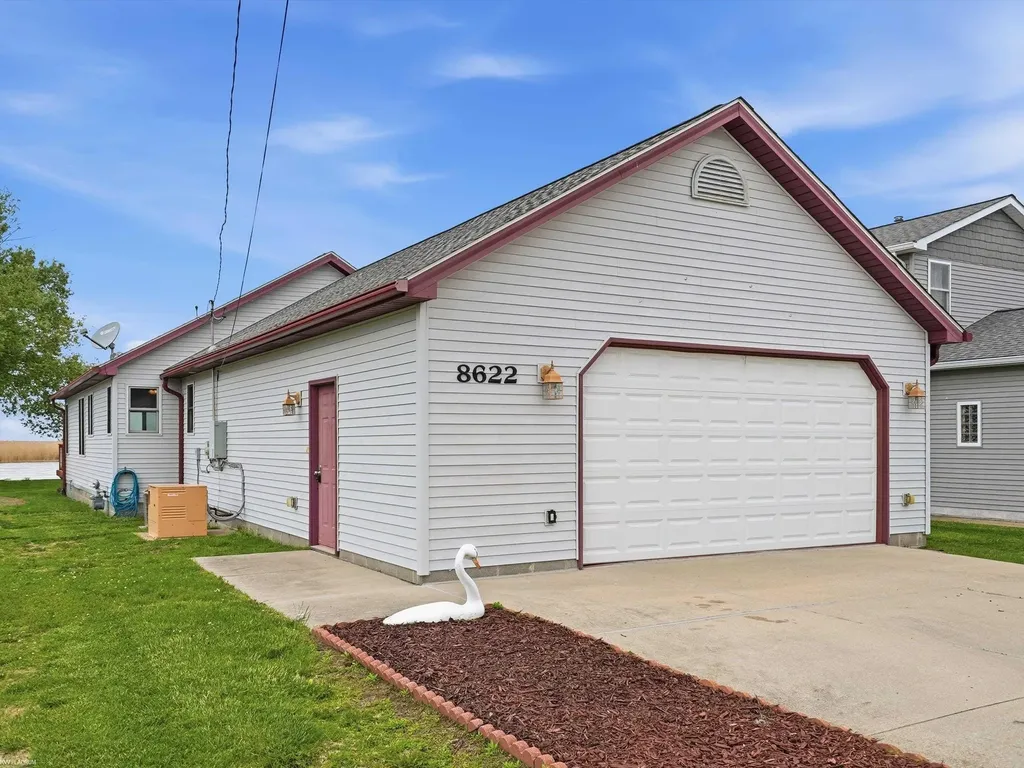 8622 Anchor Bay Drive Clay Township MI 48001