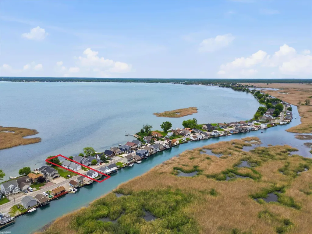 8622 Anchor Bay Drive Clay Township MI 48001