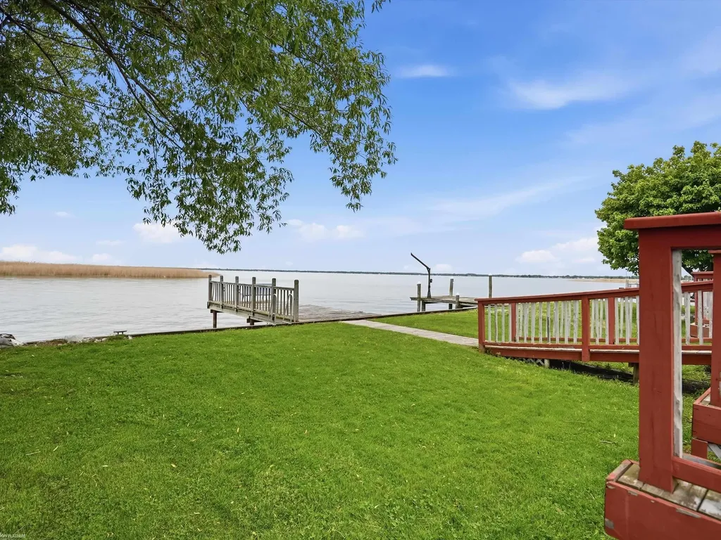 8622 Anchor Bay Drive Clay Township MI 48001