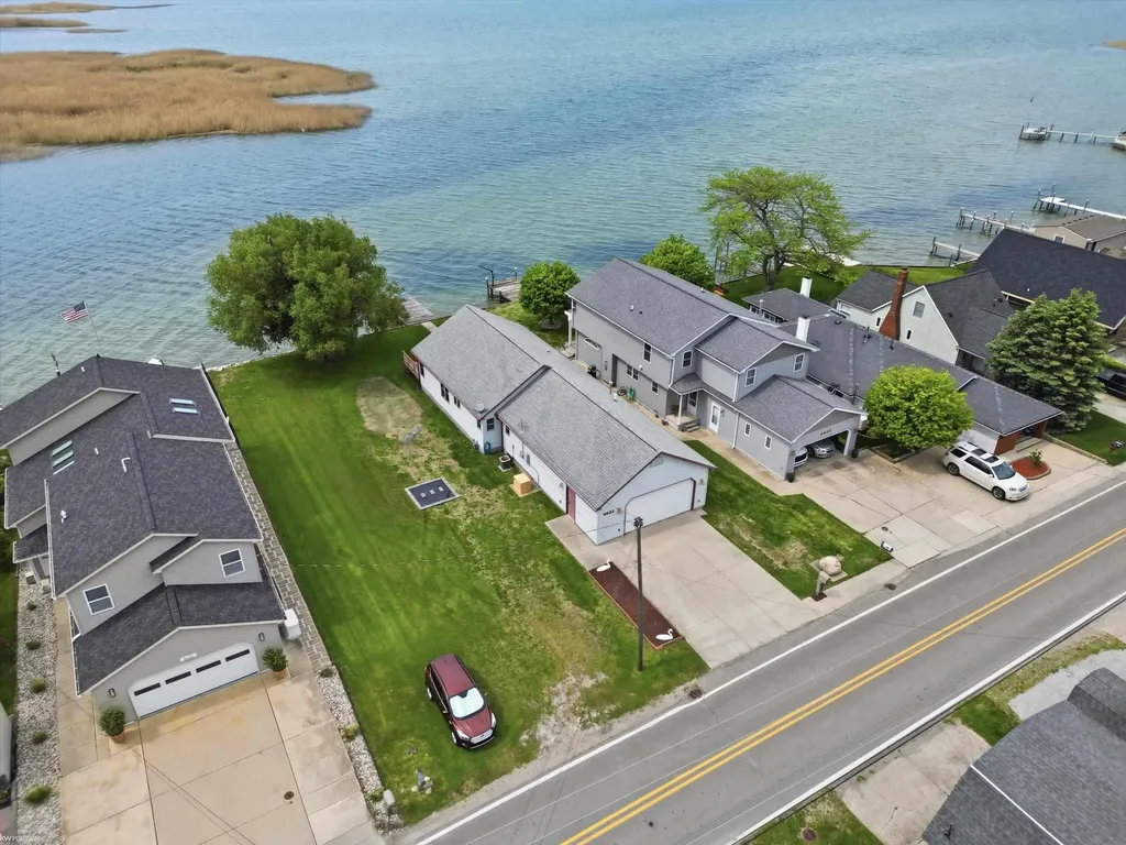 8622 Anchor Bay Drive Clay Township MI 48001