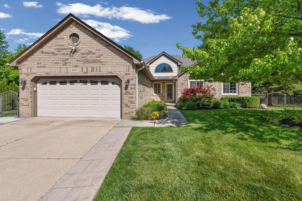 8303 Frederick Drive Washington Township MI 48094