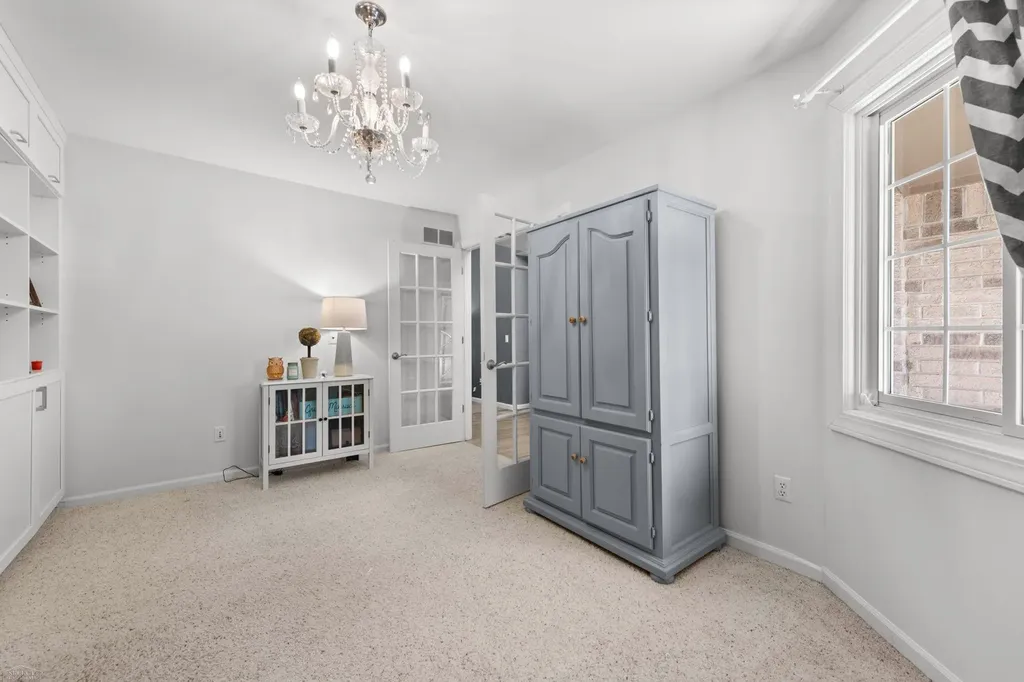 8303 Frederick Drive Washington Township MI 48094