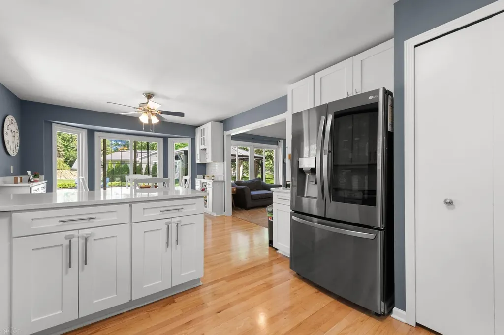 8303 Frederick Drive Washington Township MI 48094