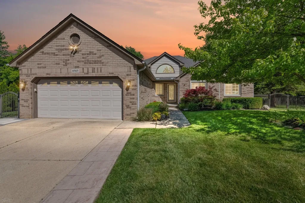 8303 Frederick Drive Washington Township MI 48094