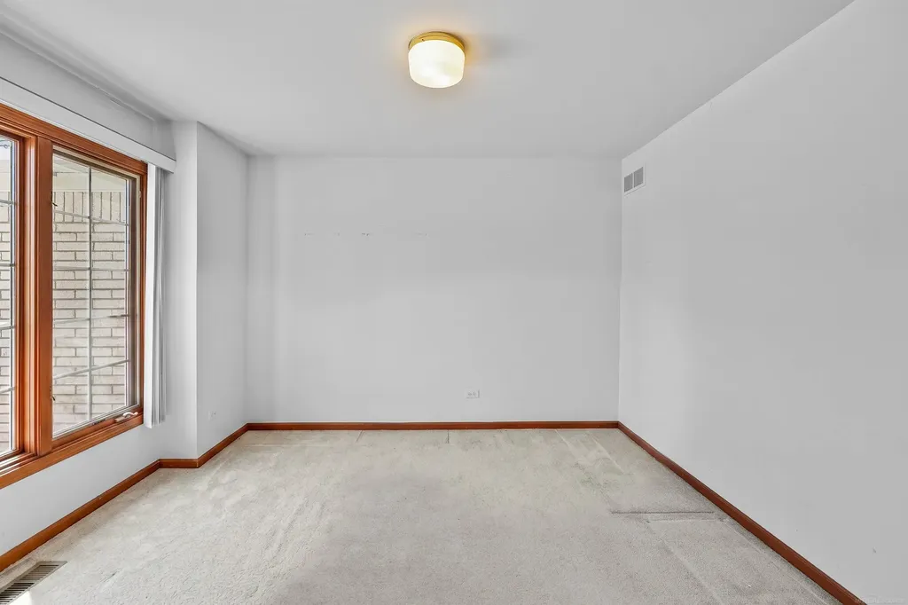 46325 Glen Eagle Drive Shelby Charter Township MI 48315