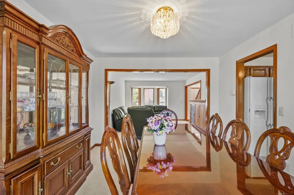 46325 Glen Eagle Drive Shelby Charter Township MI 48315