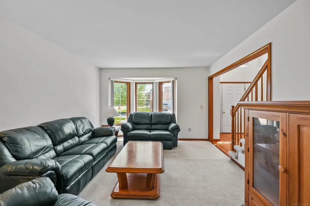 46325 Glen Eagle Drive Shelby Charter Township MI 48315