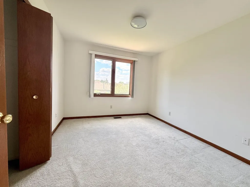46325 Glen Eagle Drive Shelby Charter Township MI 48315