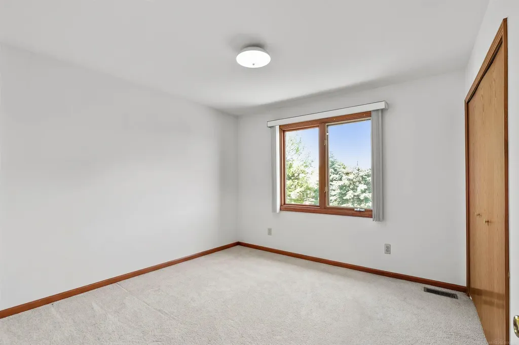 46325 Glen Eagle Drive Shelby Charter Township MI 48315