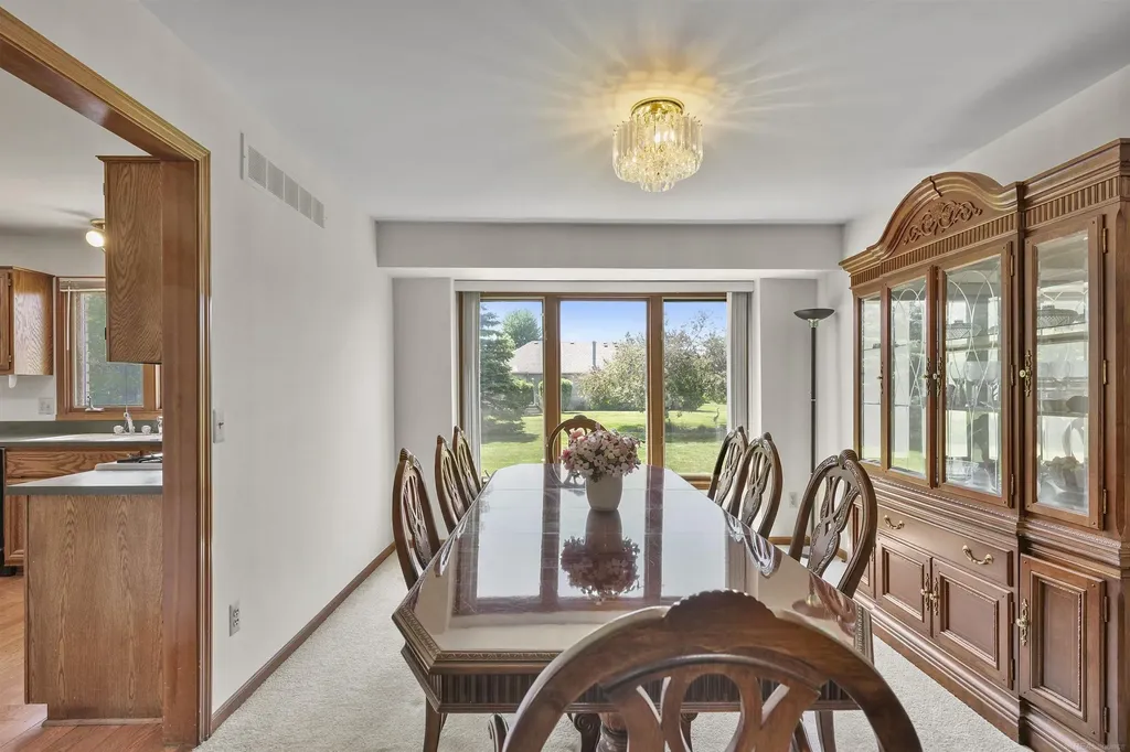46325 Glen Eagle Drive Shelby Charter Township MI 48315