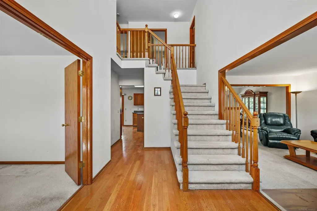 46325 Glen Eagle Drive Shelby Charter Township MI 48315
