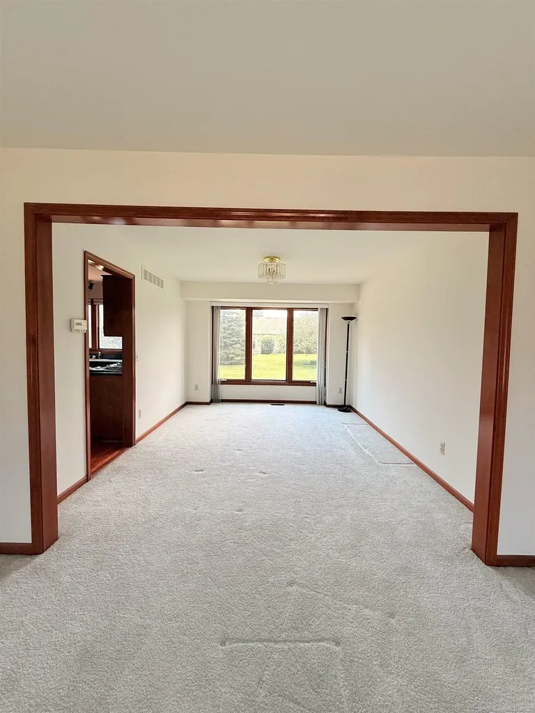 46325 Glen Eagle Drive Shelby Charter Township MI 48315