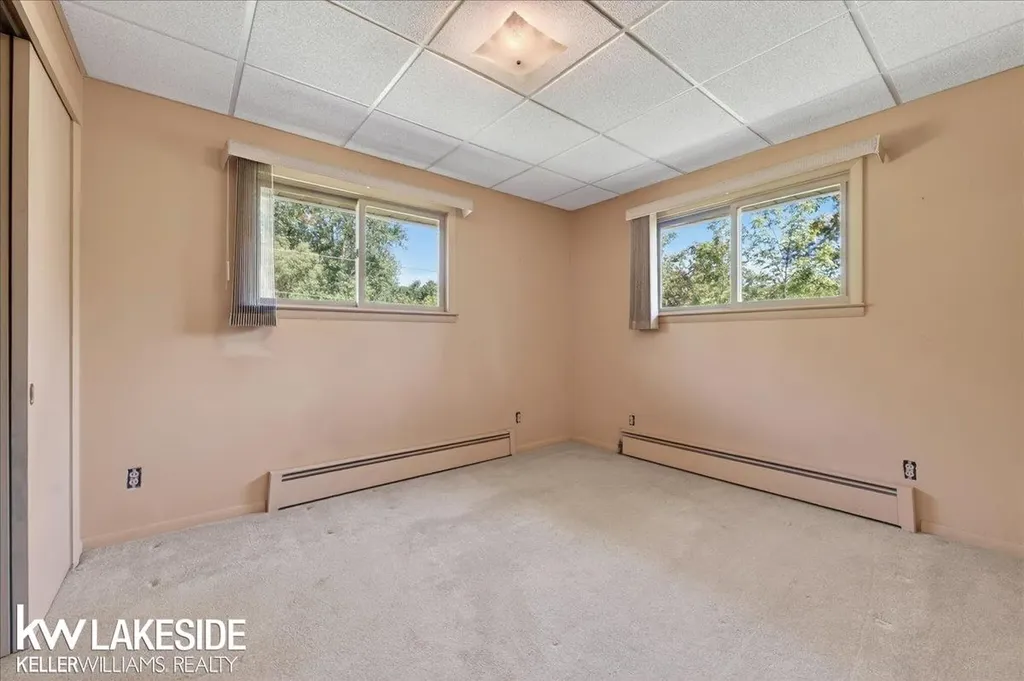 57890 North Avenue Ray Township MI 48096