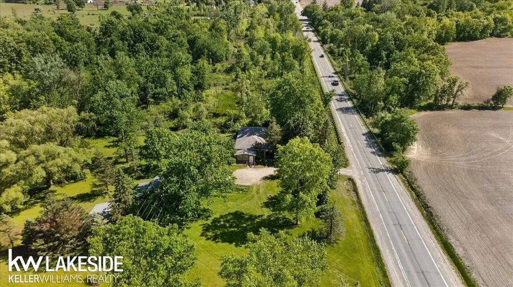 57890 North Avenue Ray Township MI 48096