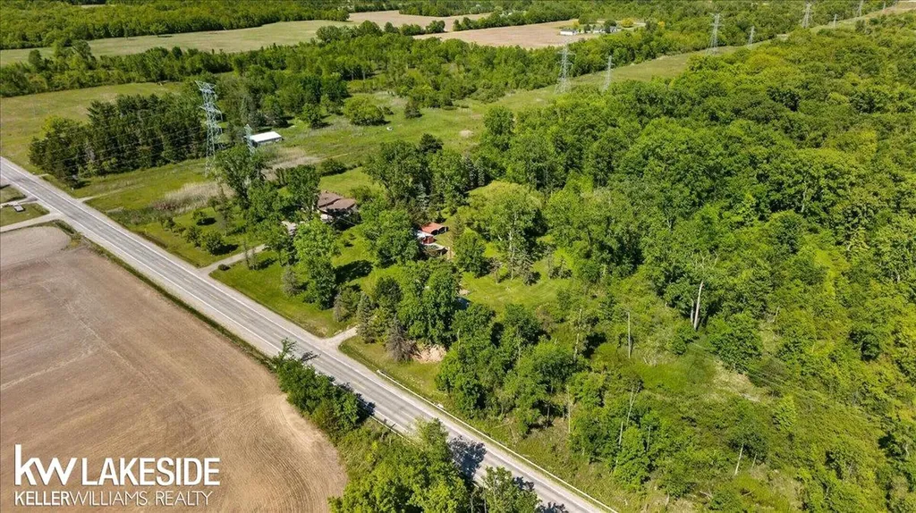 57890 North Avenue Ray Township MI 48096