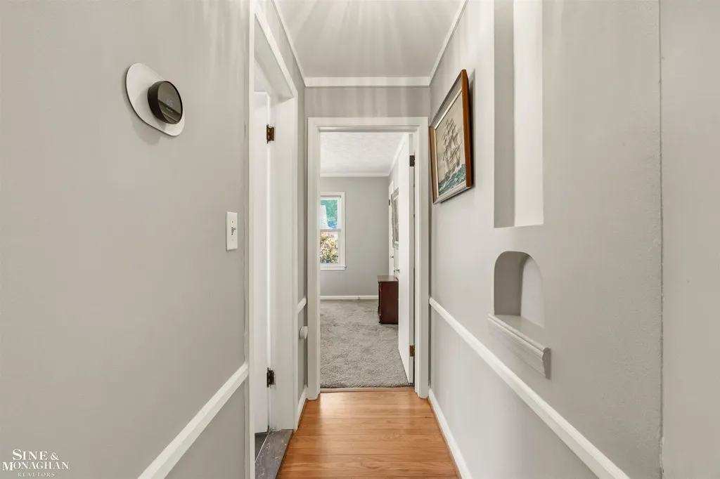 1229 Brys Drive Grosse Pointe Woods City MI 48236