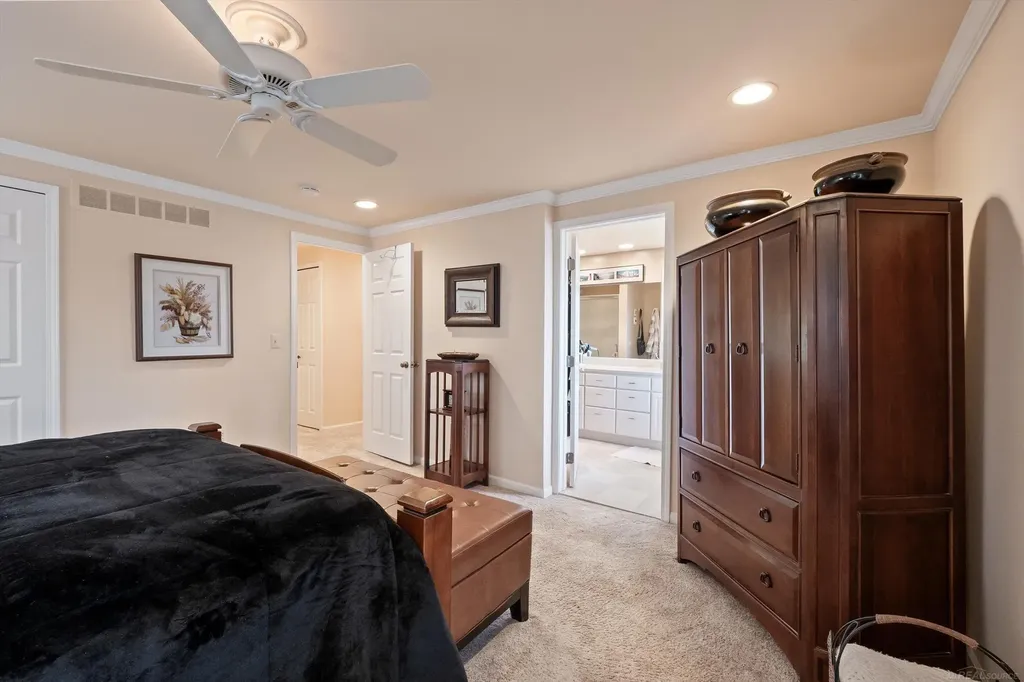 400 Lakes Edge Drive Oxford Charter Township MI 48371