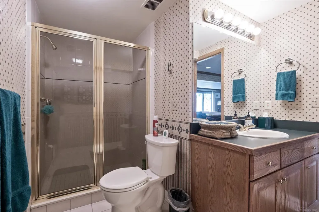 400 Lakes Edge Drive Oxford Charter Township MI 48371