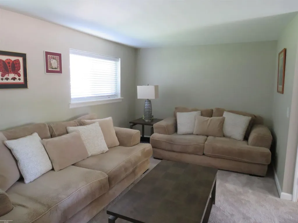 19231 Cooper Street Clinton Charter Township MI 48038
