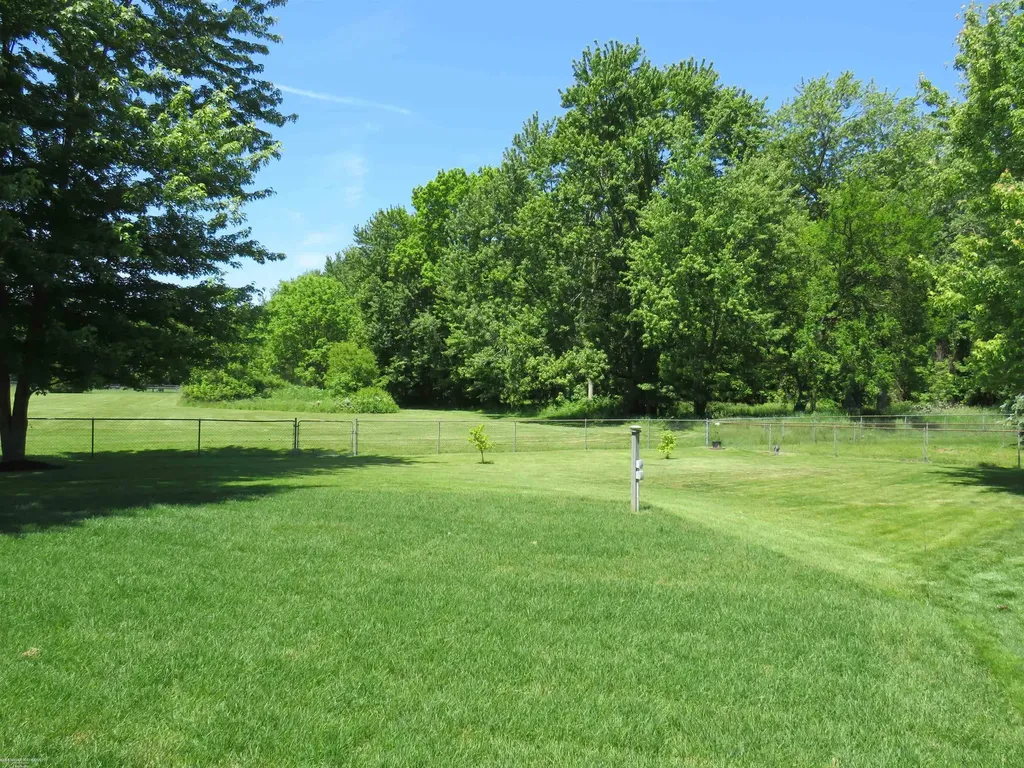 19231 Cooper Street Clinton Charter Township MI 48038