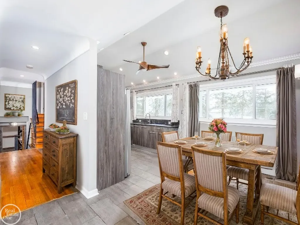 6026 Via Toscana Street Troy City MI 48085