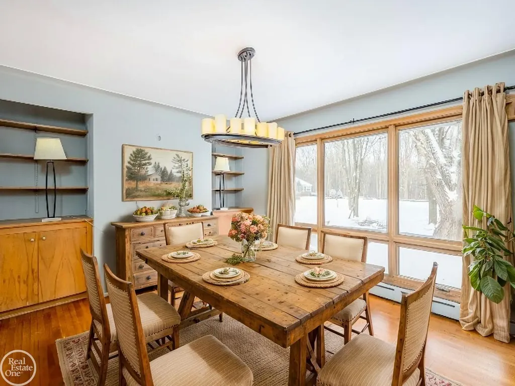 6026 Via Toscana Street Troy City MI 48085