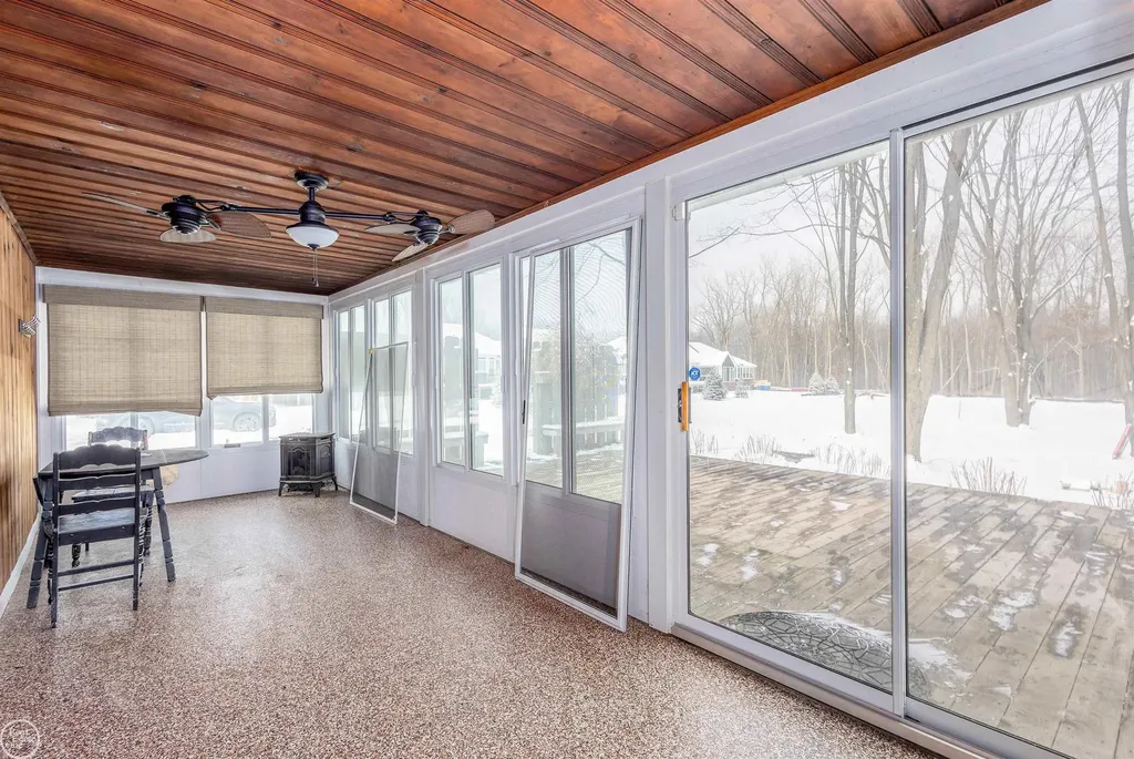 6026 Via Toscana Street Troy City MI 48085