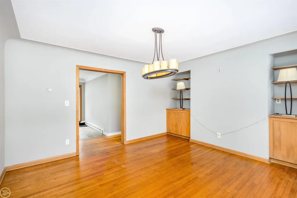 6026 Via Toscana Street Troy City MI 48085
