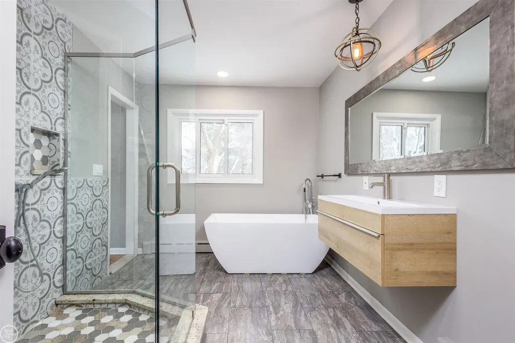 6026 Via Toscana Street Troy City MI 48085